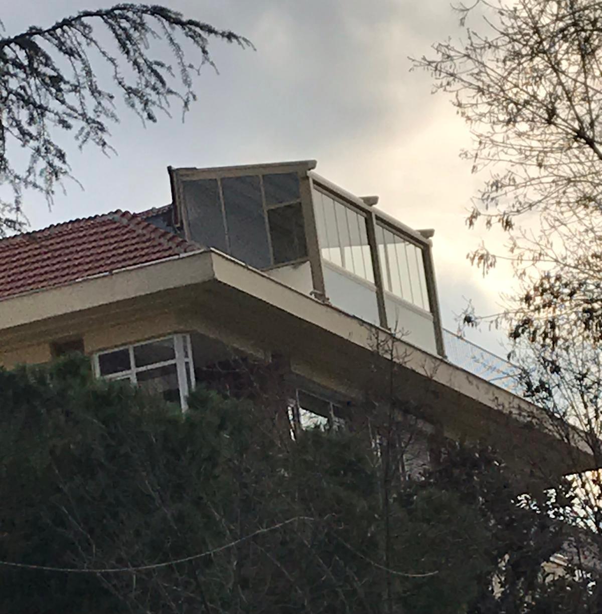 Kış Bahçesi Ve Giyotin 57